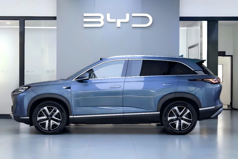 BYD Sel 07 DM-I நுண்ணறிவு ஓட்டுநர் பதிப்பு, தொடக்க விலையுடன் 250,000 யுவான் மற்றும் விரைவில் சந்தையைத் தாக்கும் என்று எதிர்பார்க்கப்படுகிறது, இது டீலர்ஷிப்பிற்கு வந்துள்ளது.