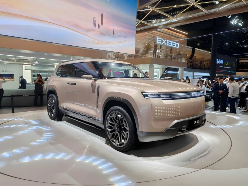 2025 ஷாங்காய் ஆட்டோ ஷோ: ஸ்டார்வே தியான்ஜி கான்செப்ட் கார் வெளியிடப்பட்டது, இது ஒரு பெரிய 6 ஆக நிலைநிறுத்தப்பட்டுள்ளது - சீட்டர் லெஷர் எஸ்யூவி